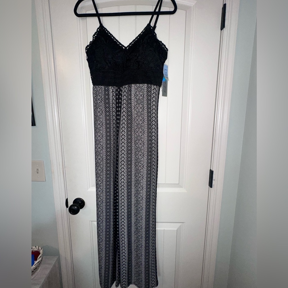 Derek Heart Black Floral Lace Dress